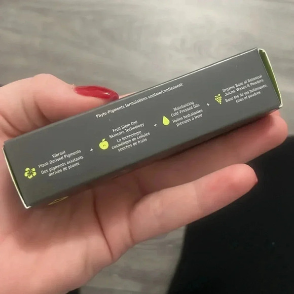 Juice Beauty Liquid Lip - Picture 5 of 7